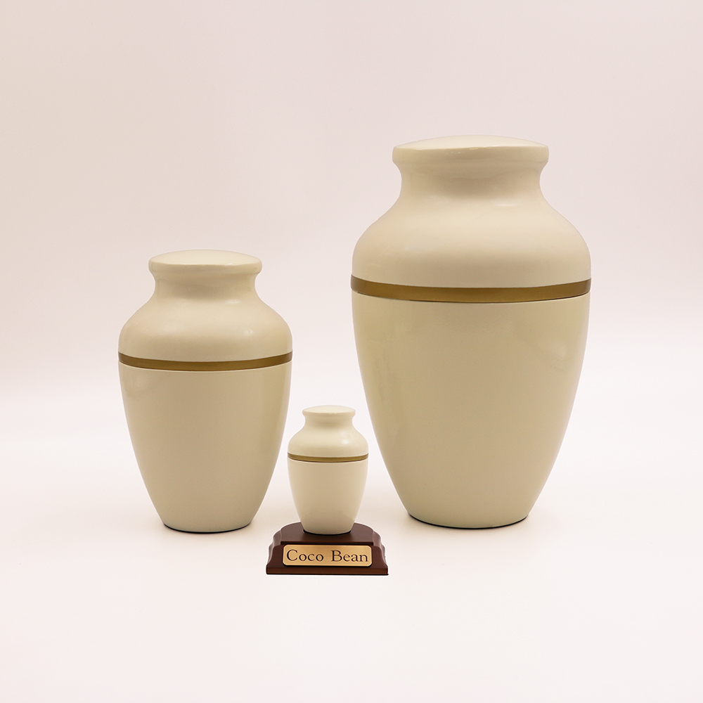 Nested Resin Vase (Single)